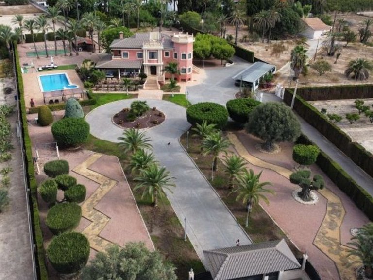 Villa for Sale in Costa Blanca Elche, Alicante 6