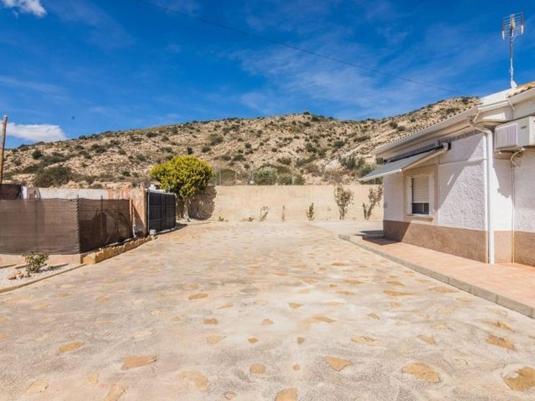 Villa for Sale in Costa Blanca Elche, Alicante 11