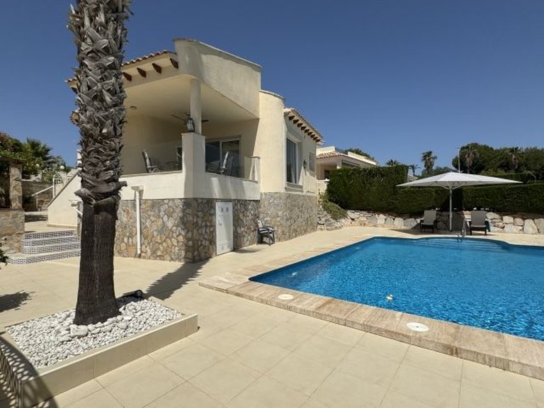 Villa for Sale in Costa Blanca Orihuela Costa, Alicante 18