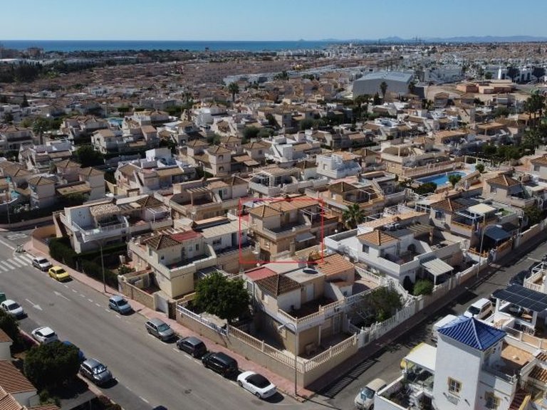 Town House for Sale in Torrevieja, Alicante 1
