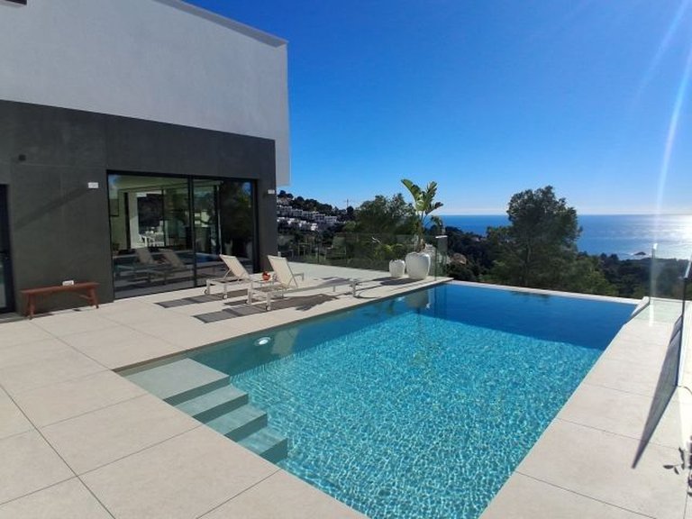 Villa for Sale in Costa Blanca Altea, Alicante 3