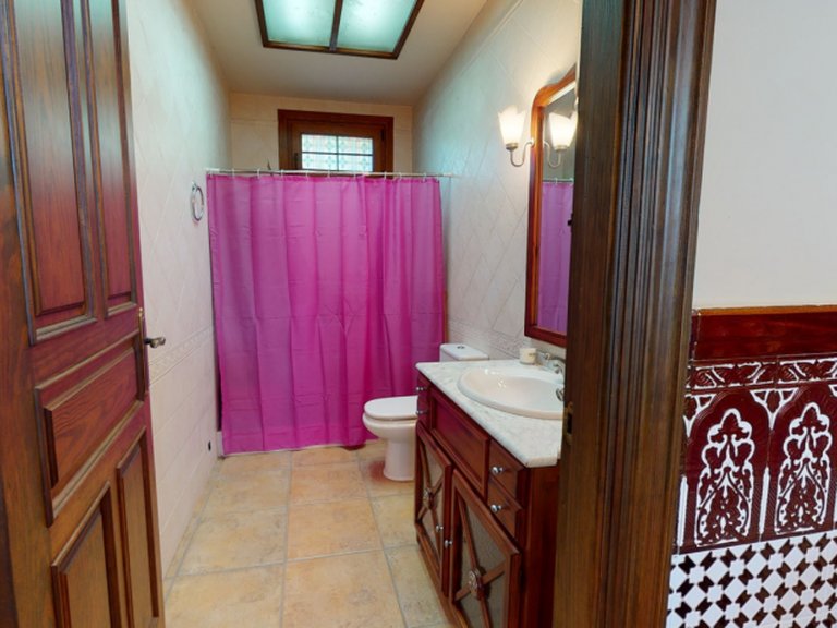 Villa for Sale in Elche, Alicante 38