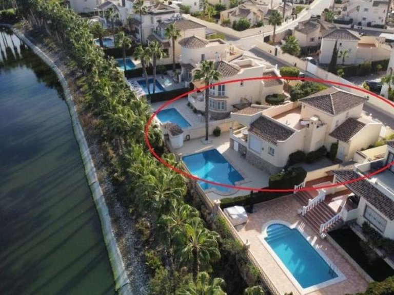 Villa for Sale in Costa Blanca Orihuela Costa, Alicante 12