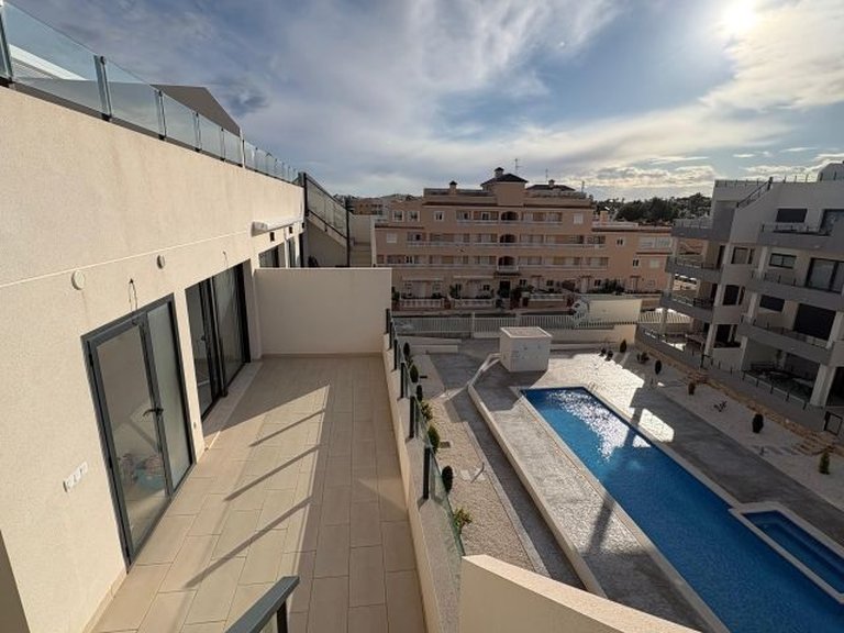 Apartment for Sale in Costa Blanca Orihuela Costa, Alicante 4