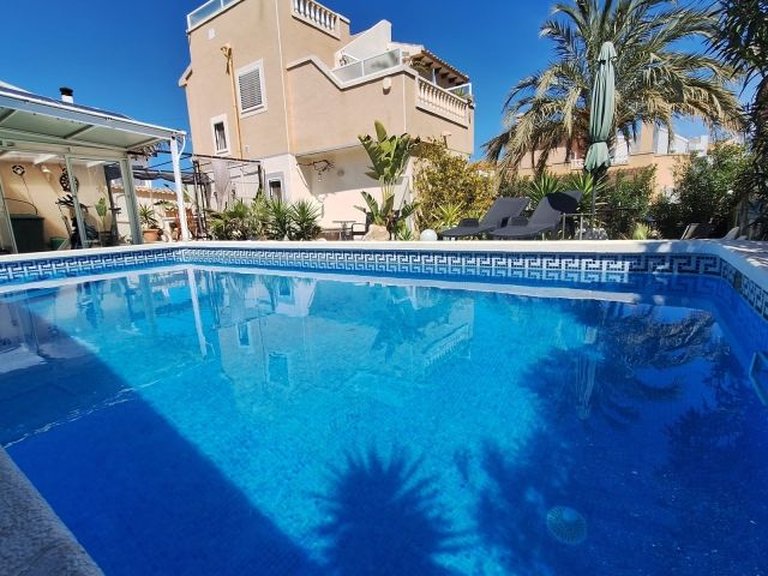 Villa for Sale in Costa Blanca Orihuela Costa, Alicante 11