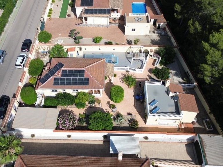 Villa for Sale in Inland Pinar De Campoverde, Alicante 12
