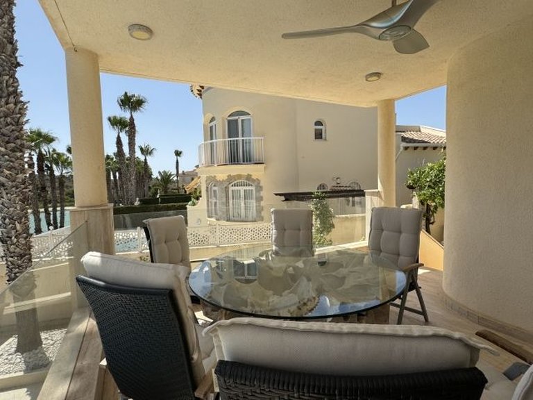 Villa for Sale in Costa Blanca Orihuela Costa, Alicante 30