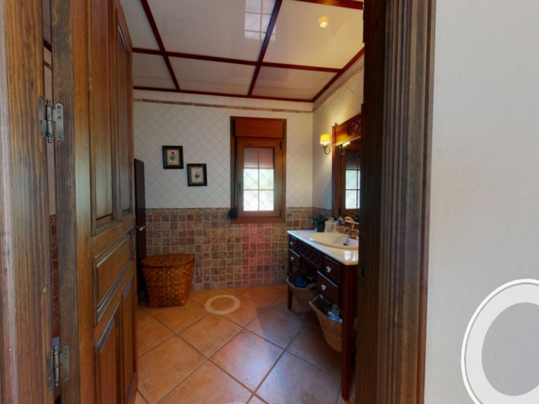 Villa for Sale in Elche, Alicante 36