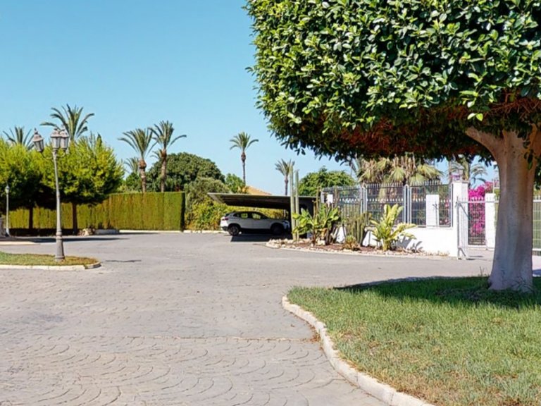 Villa for Sale in Costa Blanca Elche, Alicante 35
