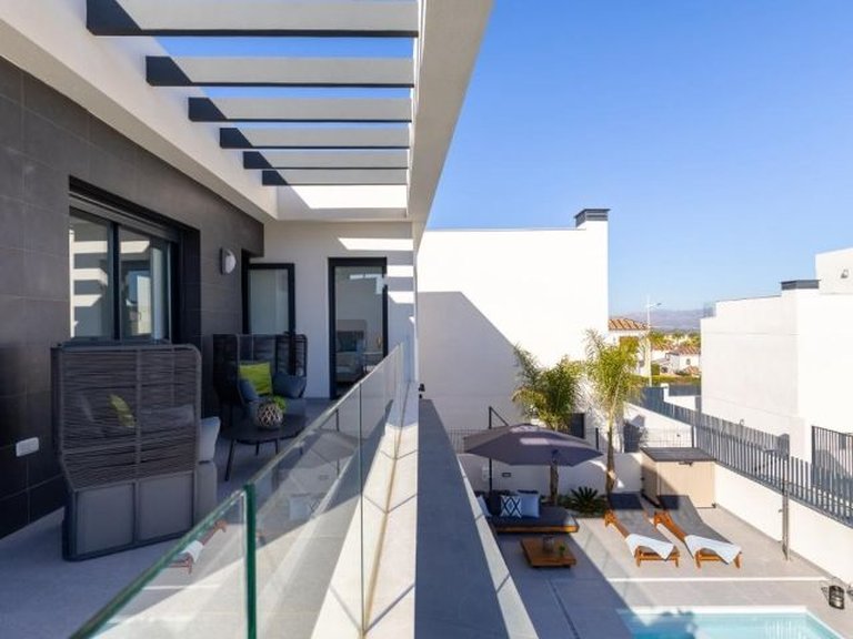 Villa for Sale in Inland Algorfa, Alicante 18