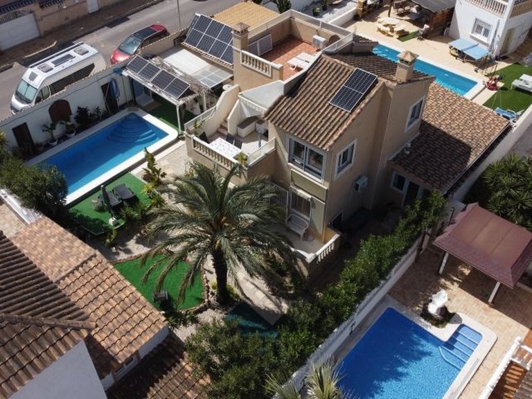 Villa for Sale in Costa Blanca Orihuela Costa, Alicante 4