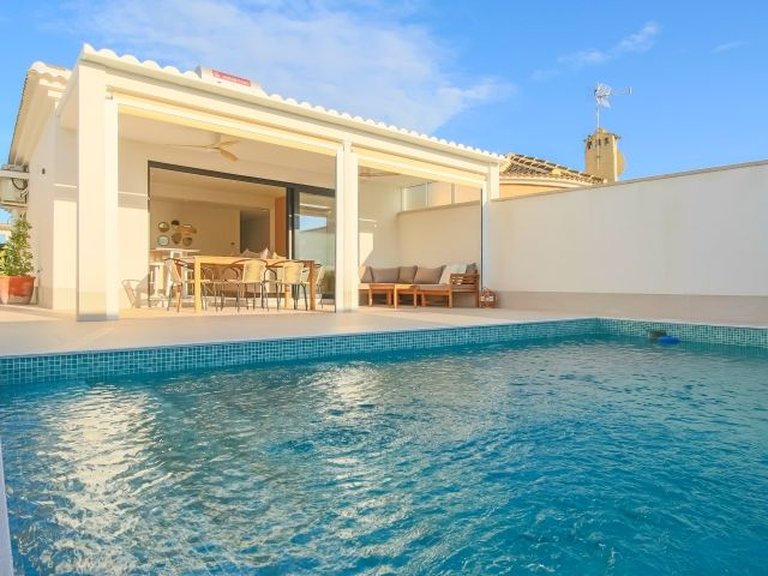 Villa for Sale in Costa Blanca Torrevieja, Alicante 4