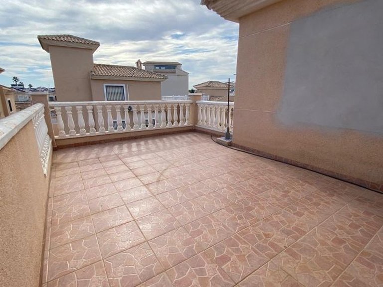 Villa for Sale in Costa Blanca Orihuela Costa, Alicante 39