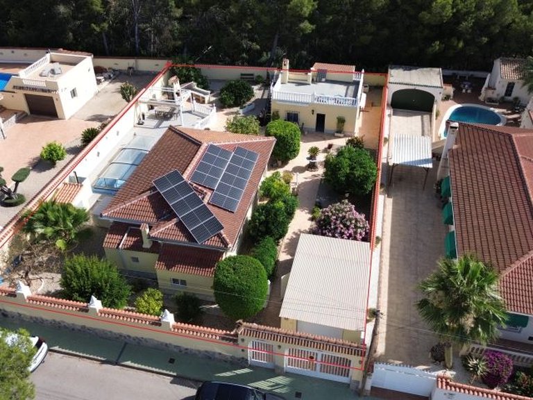 Villa for Sale in Inland Pinar De Campoverde, Alicante 9