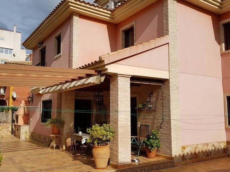 Villa for Sale in Torrevieja, Alicante 4