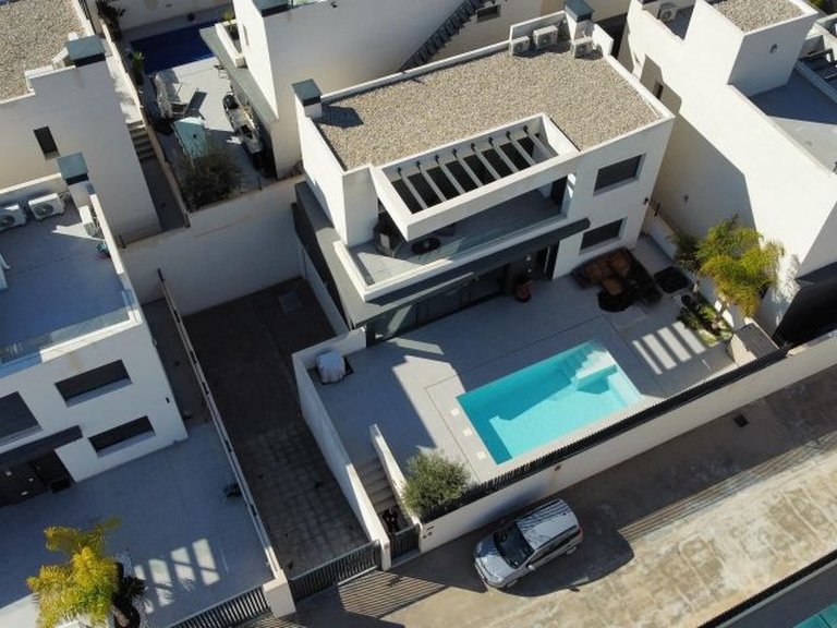 Villa for Sale in Inland Algorfa, Alicante 6