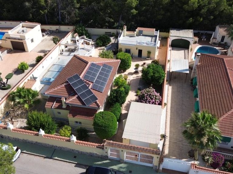 Villa for Sale in Inland Pinar De Campoverde, Alicante 16