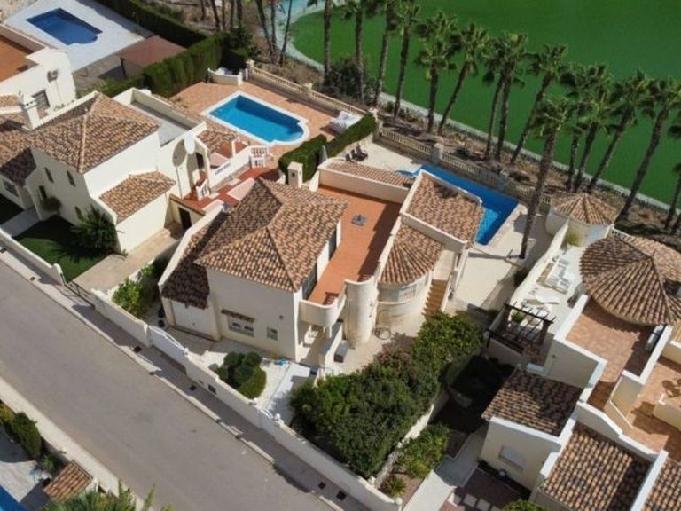 Villa for Sale in Costa Blanca Orihuela Costa, Alicante 5