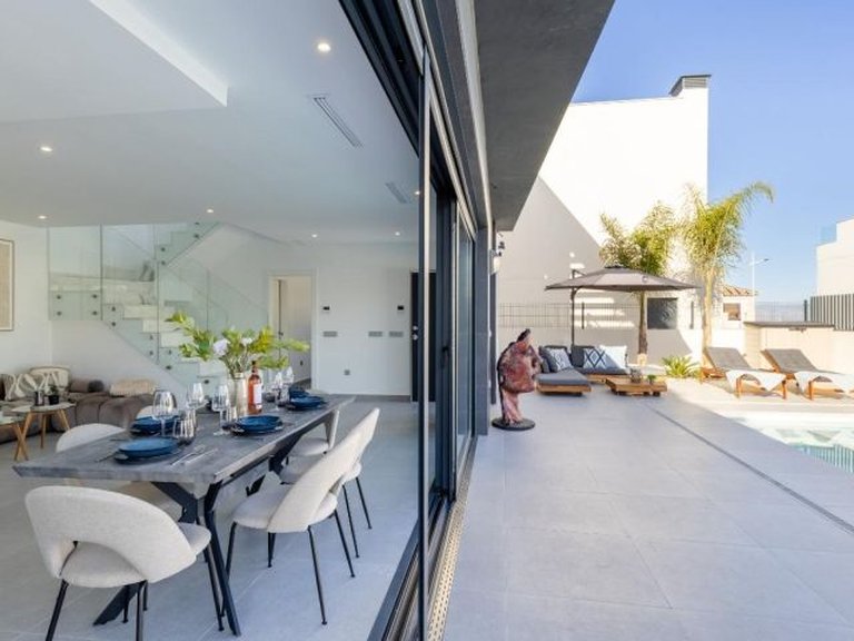 Villa for Sale in Inland Algorfa, Alicante 30