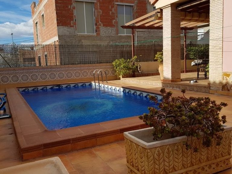 Villa for Sale in Torrevieja, Alicante 32