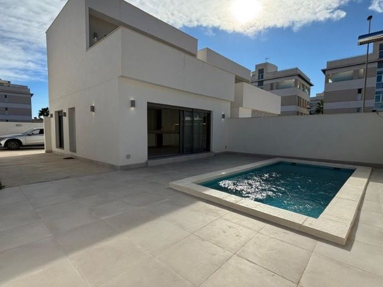 Villa for Sale in Costa Blanca Orihuela Costa, Alicante 4