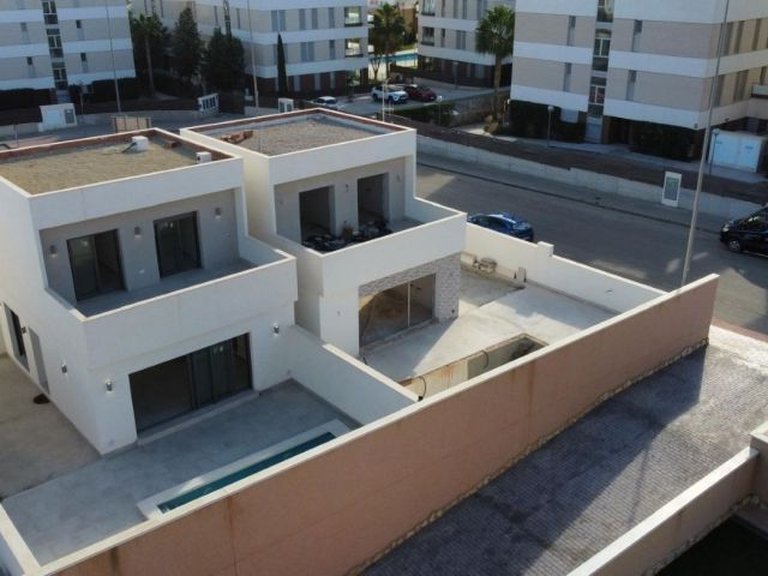 Villa for Sale in Costa Blanca Orihuela Costa, Alicante 10