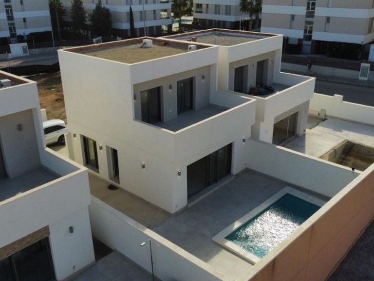 Villa for Sale in Costa Blanca Orihuela Costa, Alicante 8