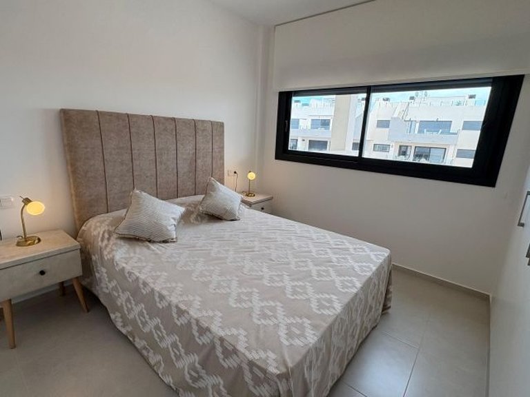 Apartment for Sale in Costa Blanca Orihuela Costa, Alicante 28