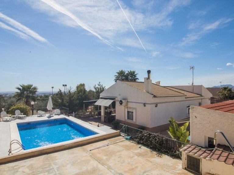 Villa for Sale in Costa Blanca Elche, Alicante 5
