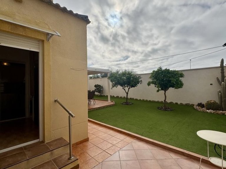 Villa for Sale in Costa Blanca Torrevieja, Alicante 10