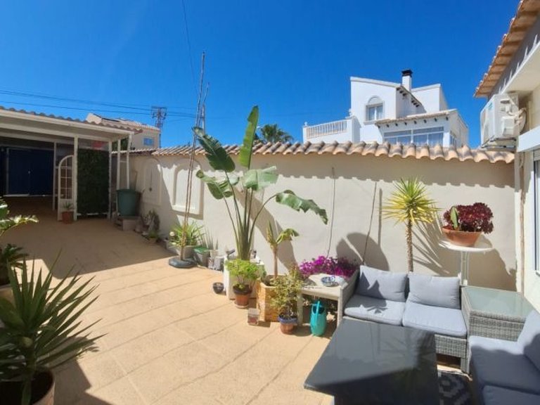 Villa for Sale in Costa Blanca Orihuela Costa, Alicante 9