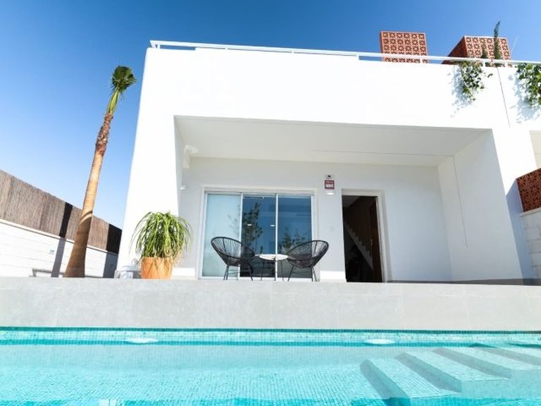 Villa for Sale in Pilar De La Horadada, Alicante 2