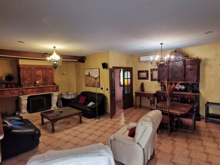 Villa for Sale in Inland Orihuela, Alicante 8