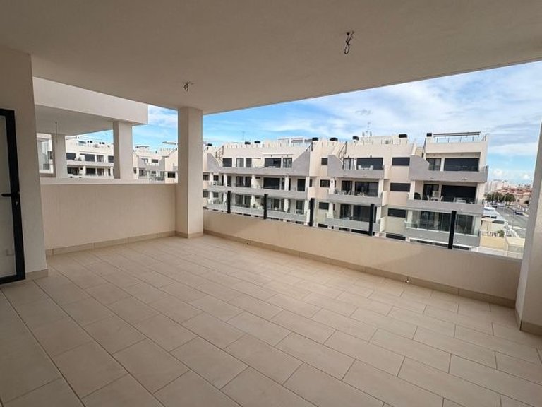 Apartment for Sale in Costa Blanca Orihuela Costa, Alicante 5