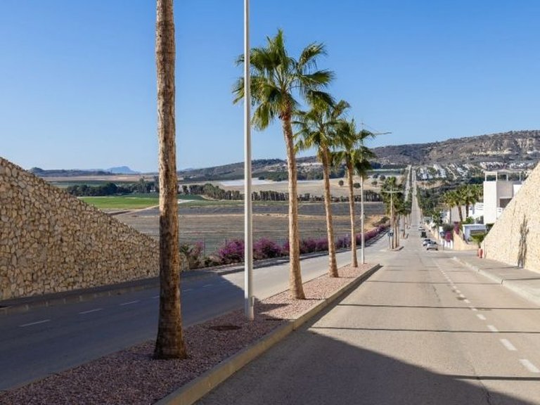 Villa for Sale in Inland Algorfa, Alicante 26