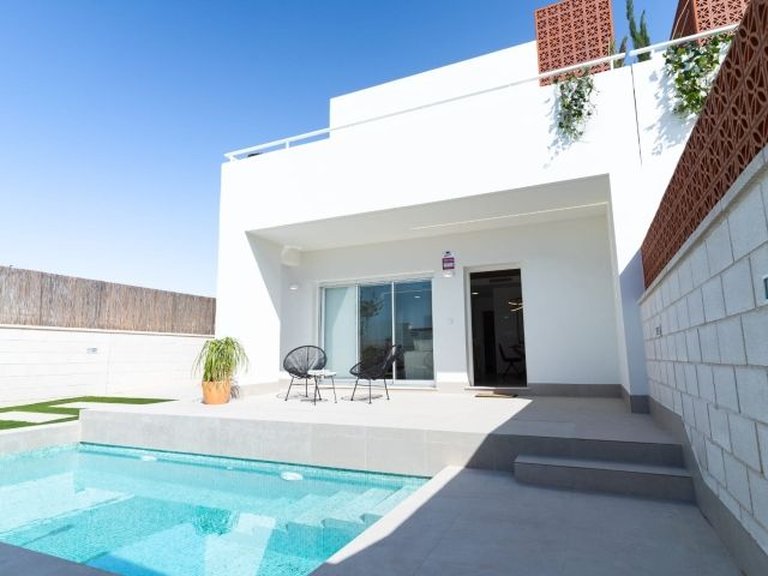 Villa for Sale in Pilar De La Horadada, Alicante 3