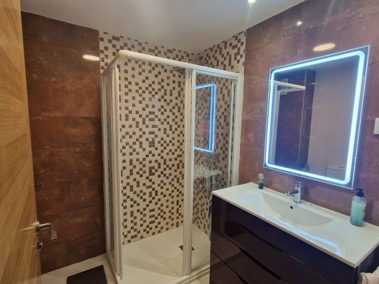 Apartment for Sale in Costa Blanca Torrevieja, Alicante 15