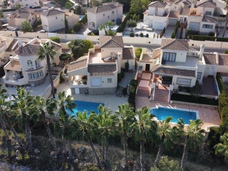 Villa for Sale in Costa Blanca Orihuela Costa, Alicante 15