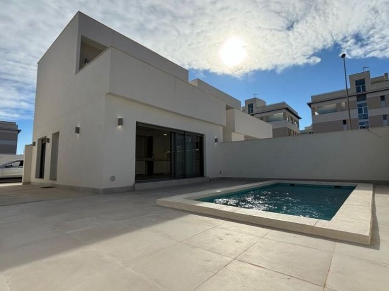 Villa for Sale in Costa Blanca Orihuela Costa, Alicante 6