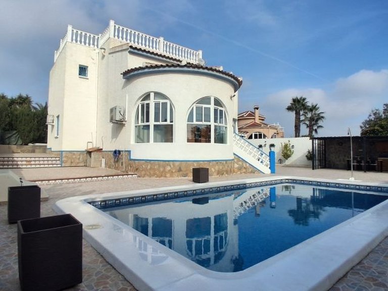 Villa for Sale in Inland Rojales, Alicante 32