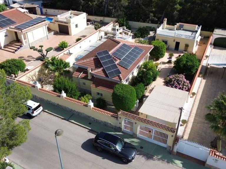 Villa for Sale in Inland Pinar De Campoverde, Alicante 8