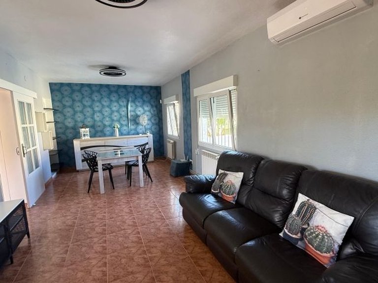 Villa for Sale in Inland Pinar De Campoverde, Alicante 31