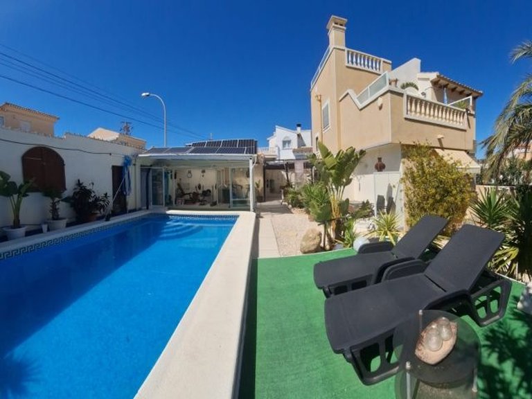 Villa for Sale in Costa Blanca Orihuela Costa, Alicante 20
