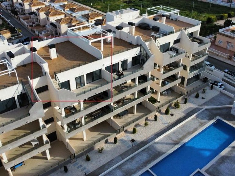 Apartment for Sale in Costa Blanca Orihuela Costa, Alicante 2