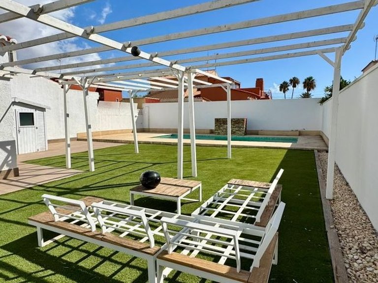 Villa for Sale in Costa Blanca Torrevieja, Alicante 5
