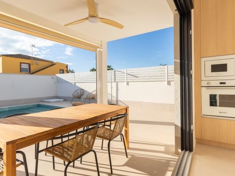 Villa for Sale in Costa Blanca Torrevieja, Alicante 5