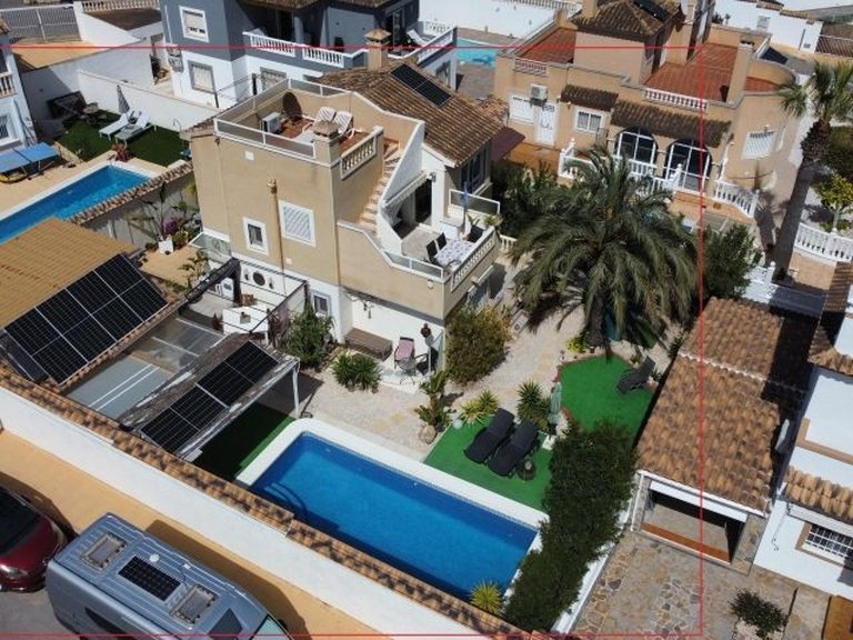 Villa for Sale in Costa Blanca Orihuela Costa, Alicante 1