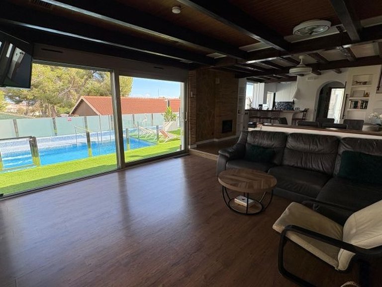 Villa for Sale in Costa Blanca Orihuela Costa, Alicante 20