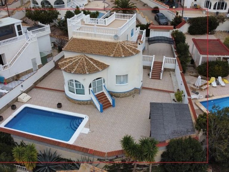 Villa for Sale in Inland Rojales, Alicante 1