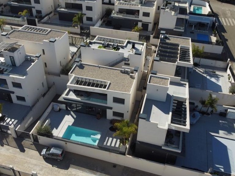 Villa for Sale in Inland Algorfa, Alicante 4